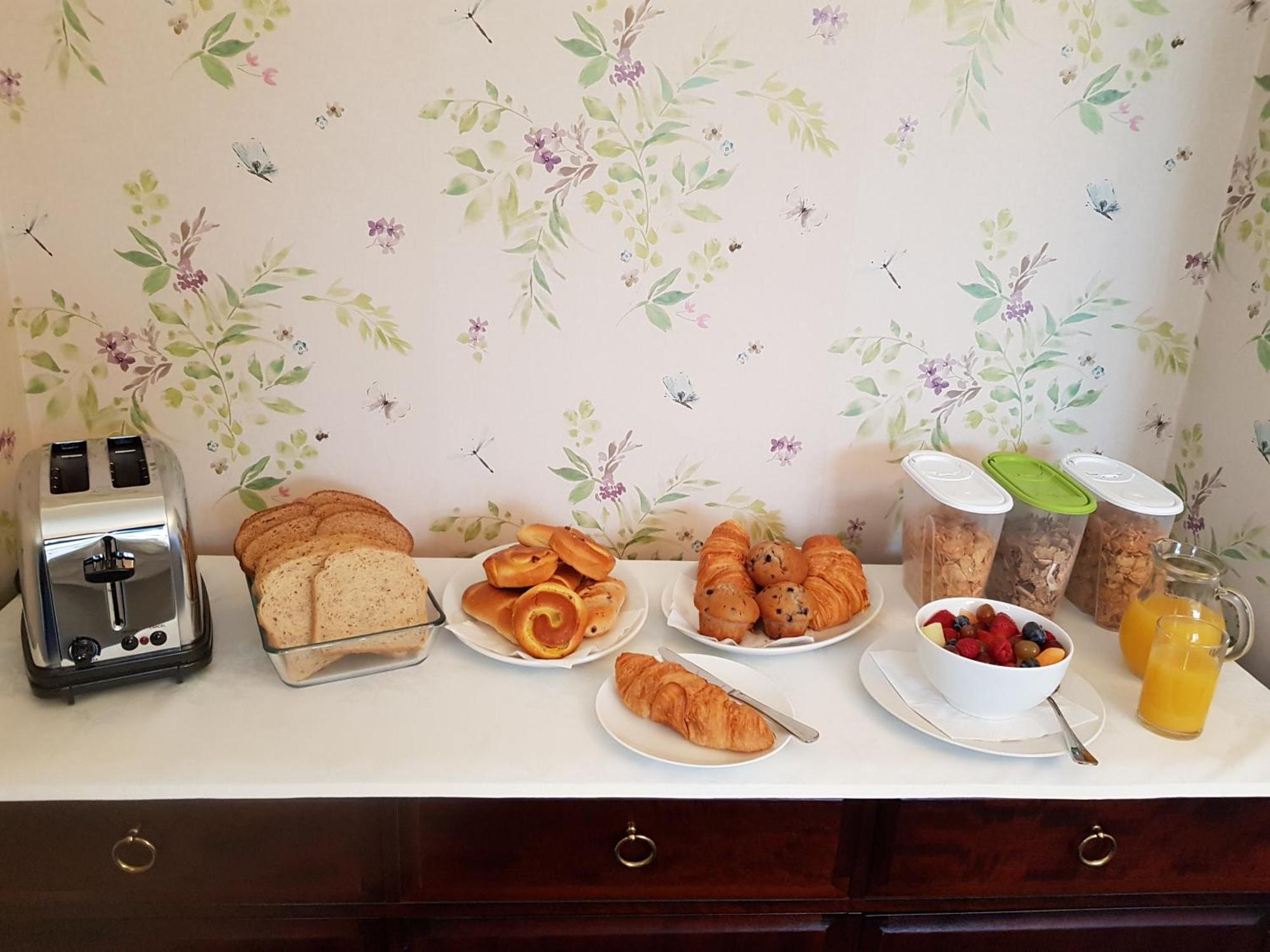 Upper Letton Farm Bed & Breakfast Leintwardine ภายนอก รูปภาพ